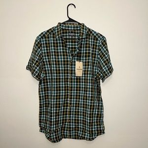 Collard Shirt, Size Medium
